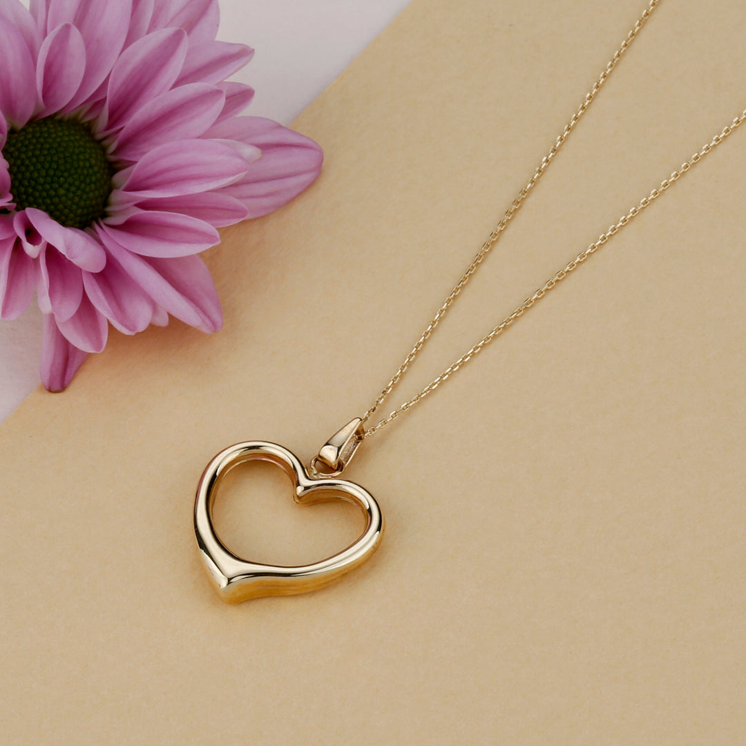 Royal Style Heart Necklace Gold