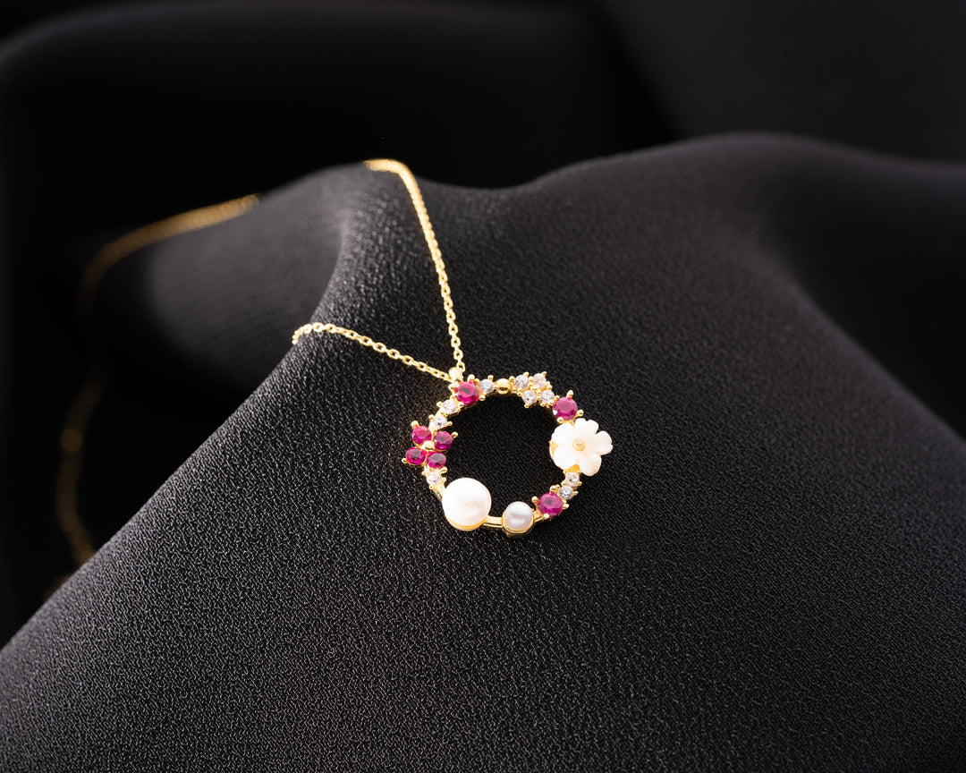 Flower Circle Necklace