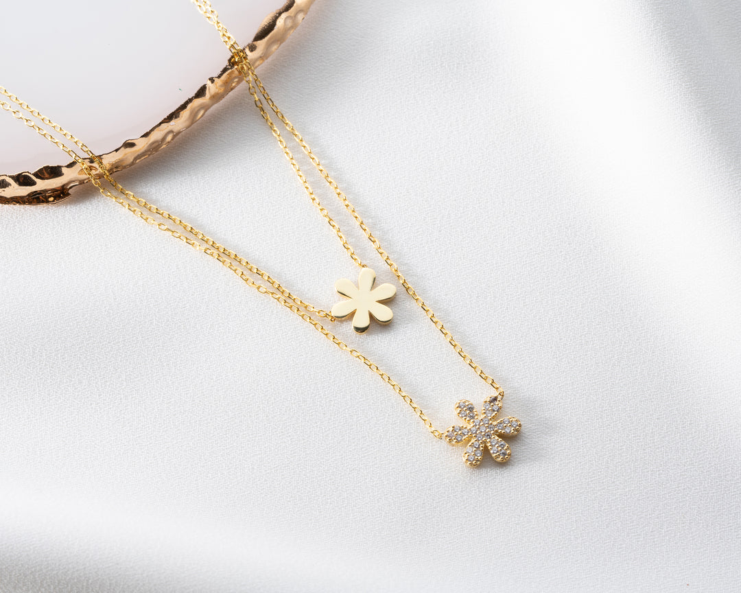 Two Lines Flower Necklace