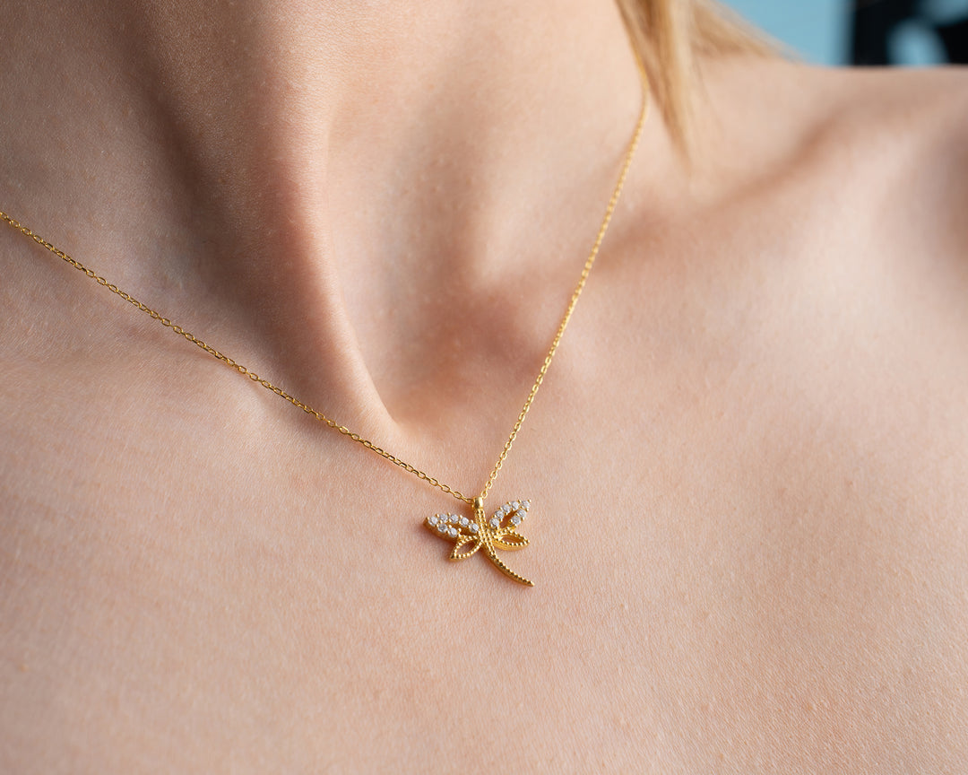 Minimalist Dragon Fly Necklace