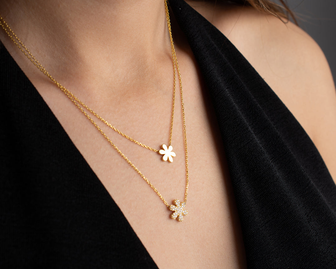 Two Lines Flower Necklace