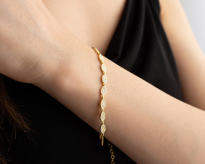 Ellipse Line Bracelet