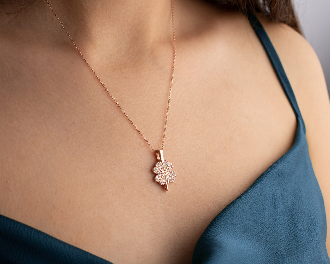 Openable Clover Necklace with Personalized Message